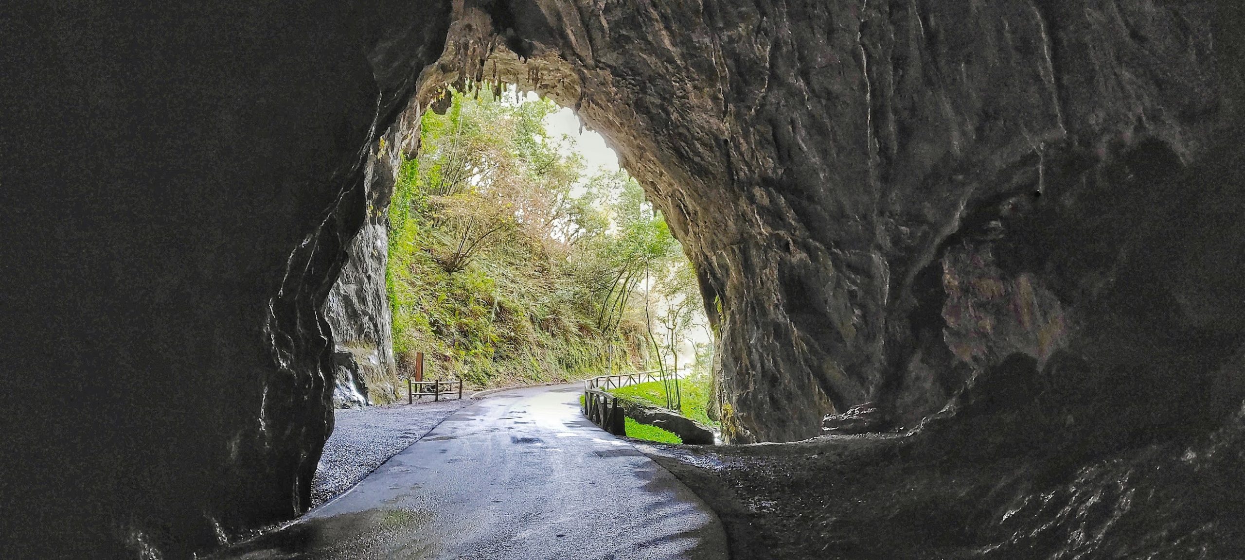 En este momento estás viendo La «Cuevona» en Ribadesella