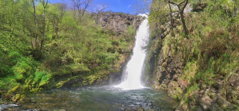 Lee más sobre el artículo En la cascada del Cioyo